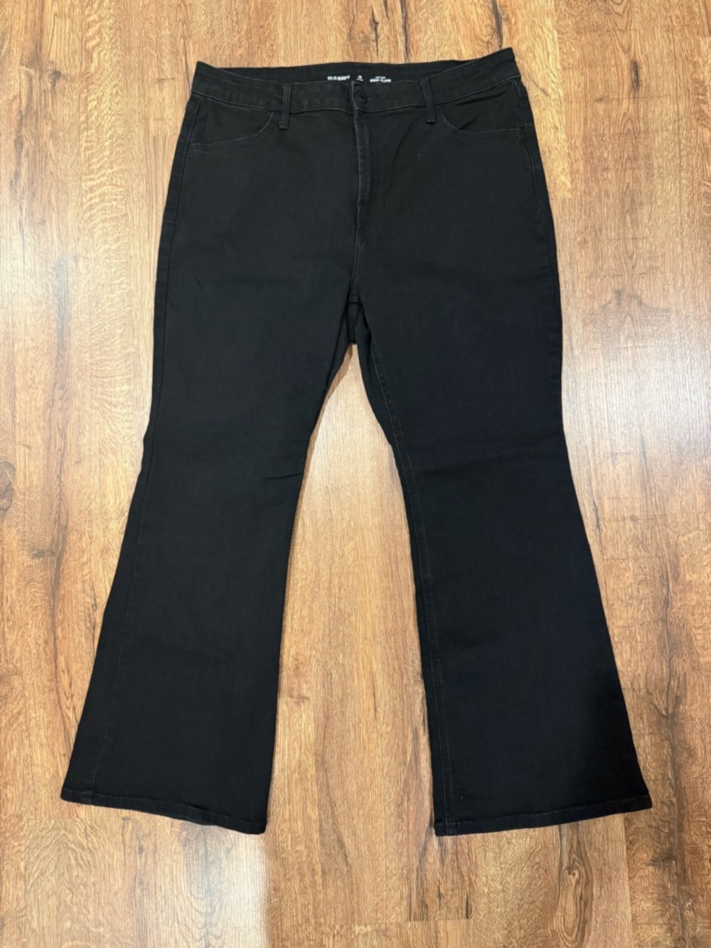 Old Navy Black Flare Jeans for Women Size 16 Short